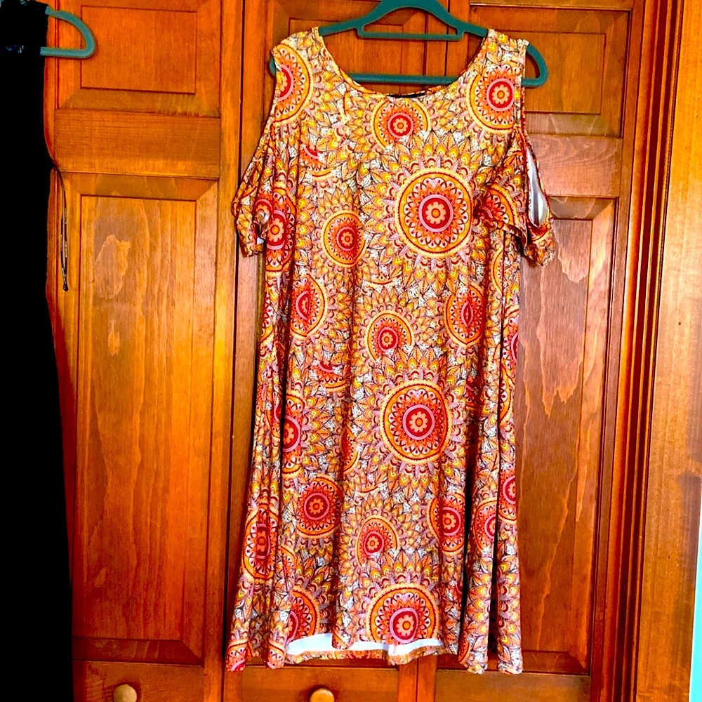 LAST CHANCE Mandala Cold Shoulder Midi Dress~XL-Loose & Flowy~Unbranded - Picture 7 of 7